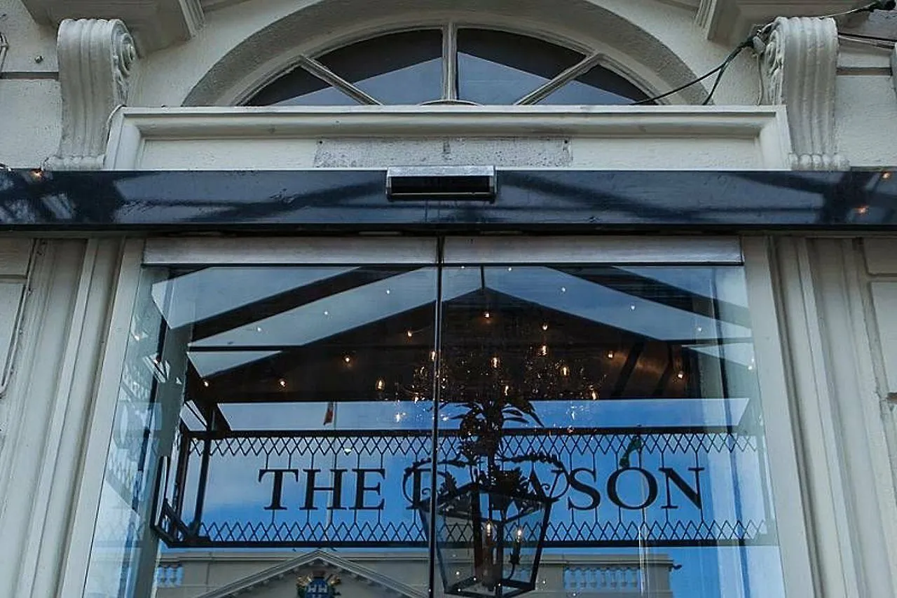 The Dawson Hostel - Dublín 0*,